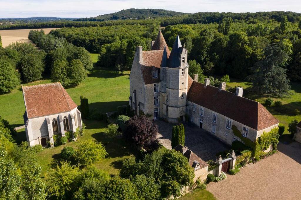 Chambre Jaune Manoir De La Vove Perche Bed & Breakfast Corbon  Bagian luar foto