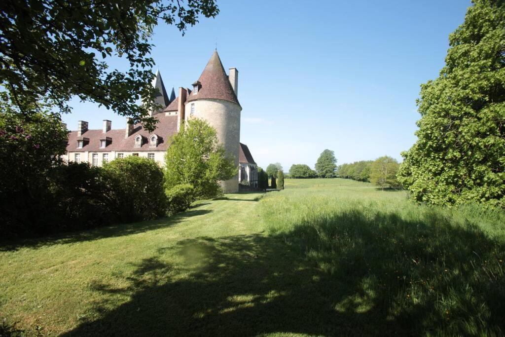 Chambre Jaune Manoir De La Vove Perche Bed & Breakfast Corbon  Bagian luar foto